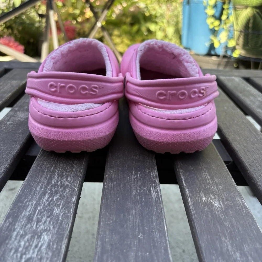 Crocs Kids J3 Pink Classic Fuzz Lined Clogs Cozicore Faux Fur
